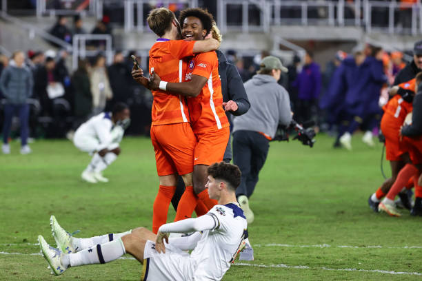 防线以及有 防线以及有